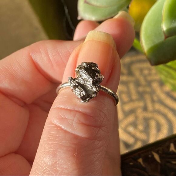 Meteorite Campo Del Cielo Solid Sterling Silver Ring Size 6.5 - Picture 4 of 11